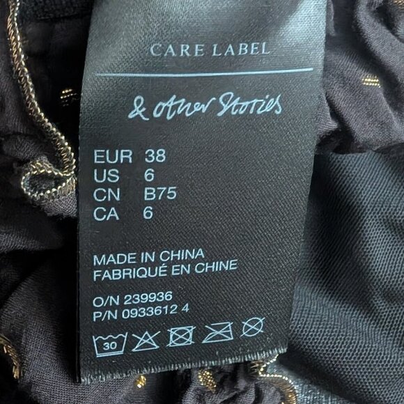 & Other Stories | Ruffled Glitter Pattern Soft Bra In Black/Gold - Picture 8 of 9